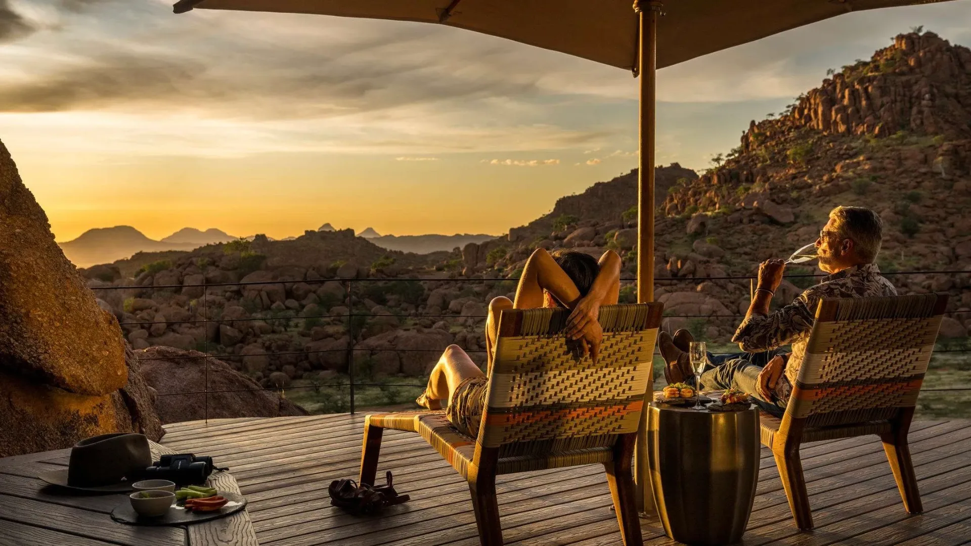 The 19th Hole - Honeymoon Safari + Golf